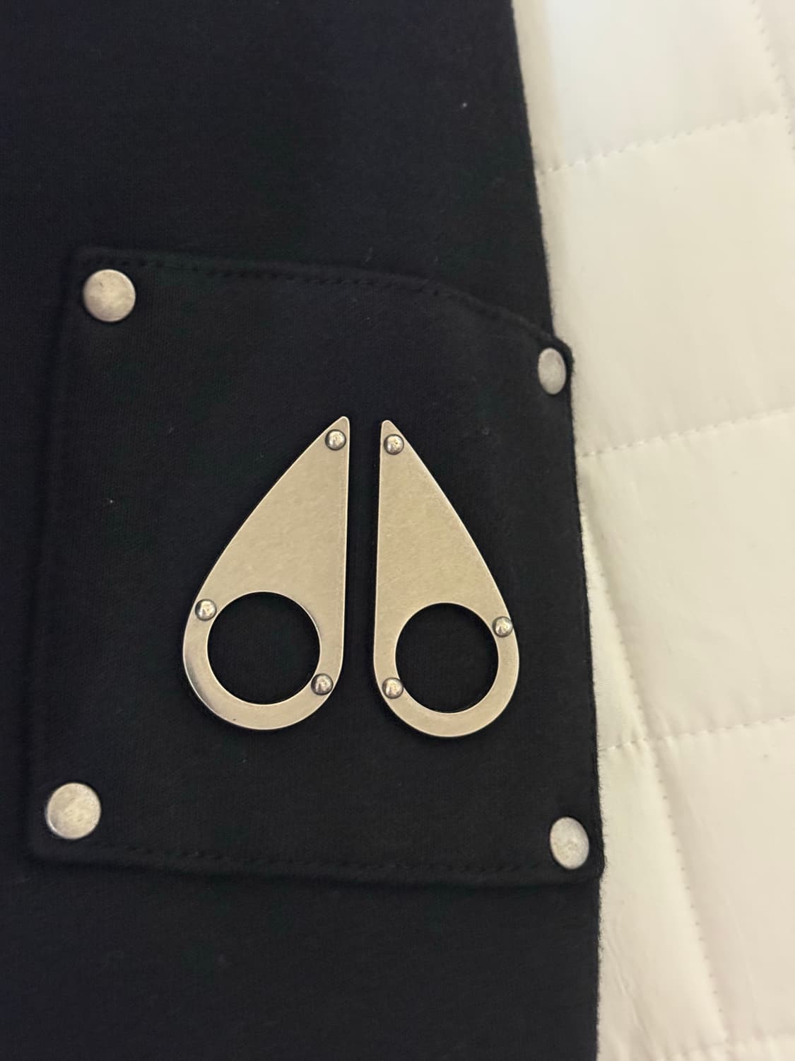 무스너클 버니스웨터 m 상품이미지2