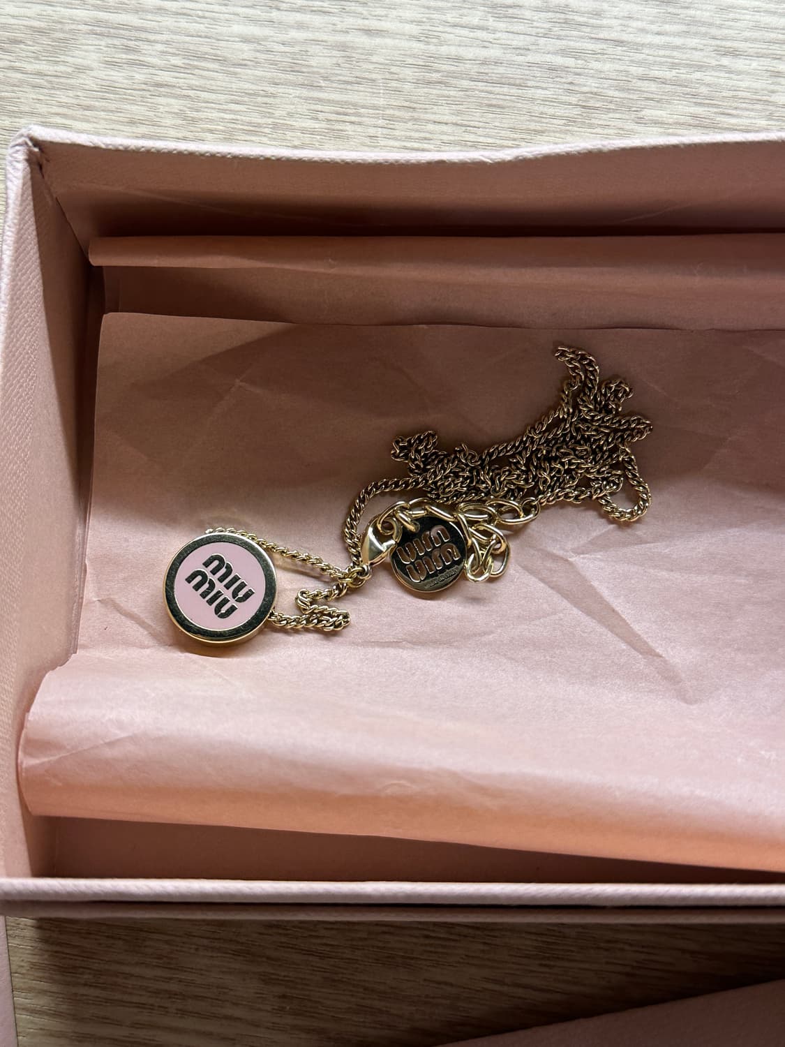 미우미우 핑크 목걸이 상품이미지3
