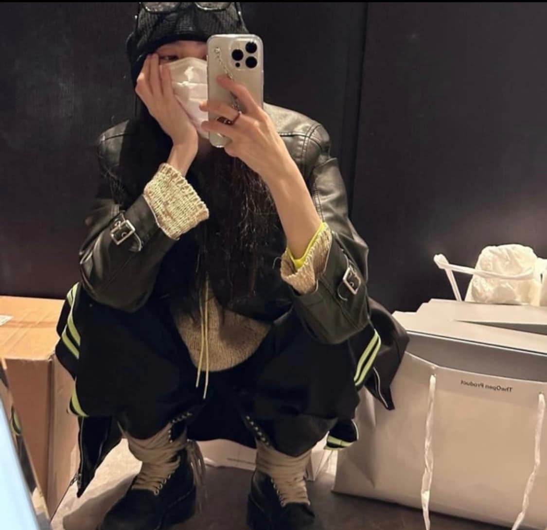 TheOpen Product 레더자켓 (한소희 착용) 상품이미지1