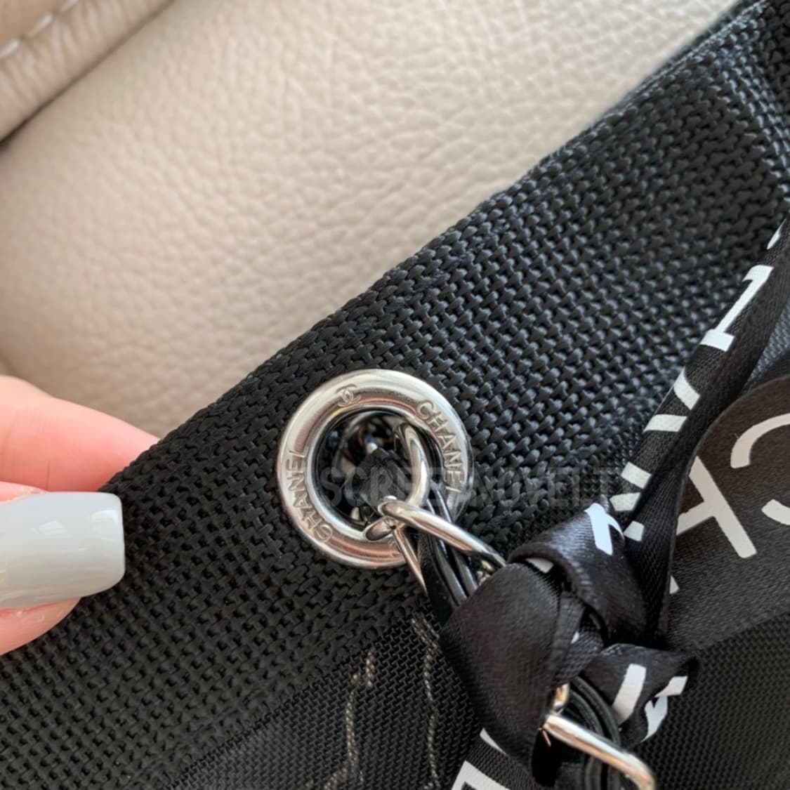 샤넬뷰티 메쉬 비치백 실버체인 에코백&파우치 세트 상품이미지5