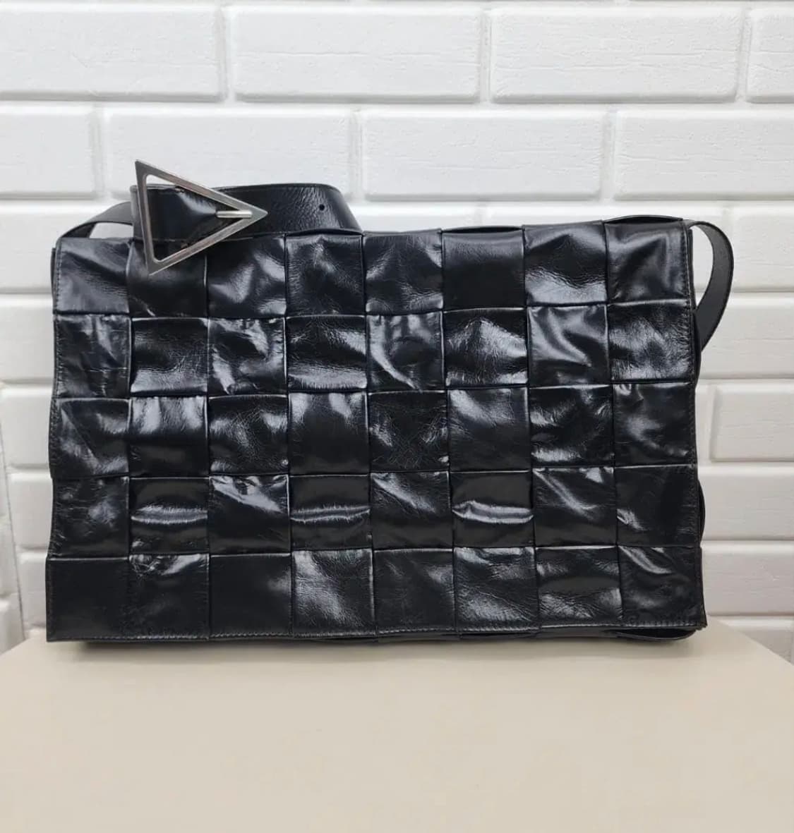 보테가베네타 맥시 카세트백 블랙 상품이미지3