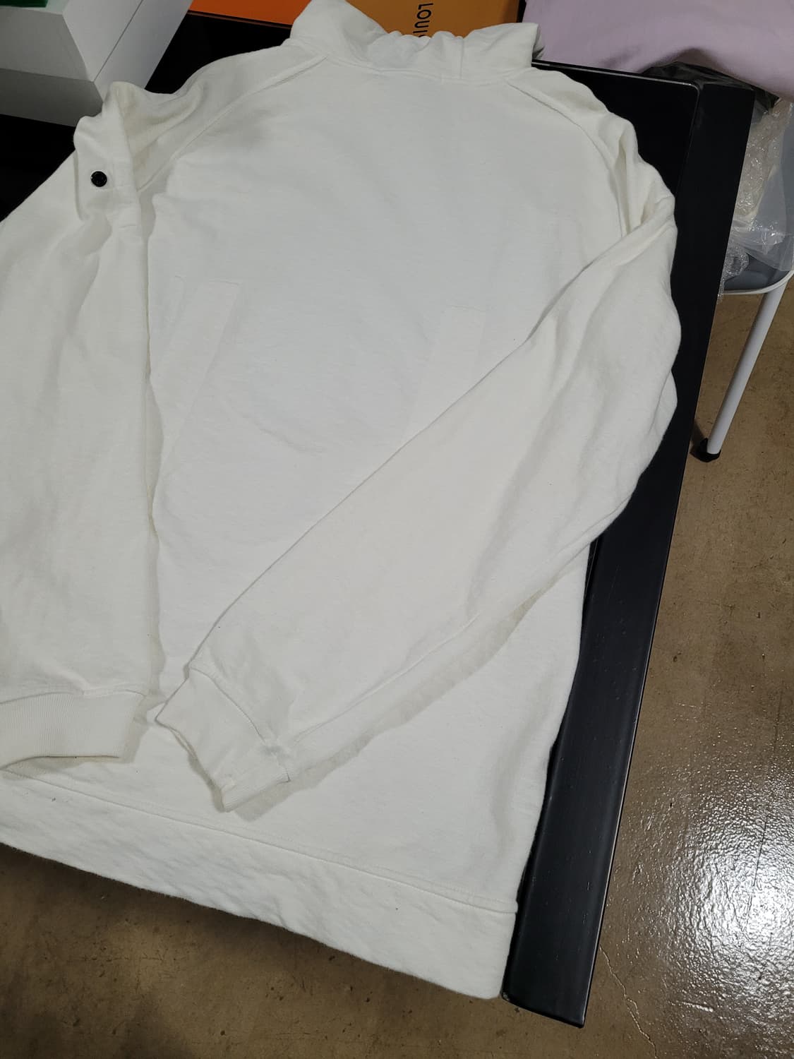 스톤아일랜드 화이트 후드티 상품이미지8