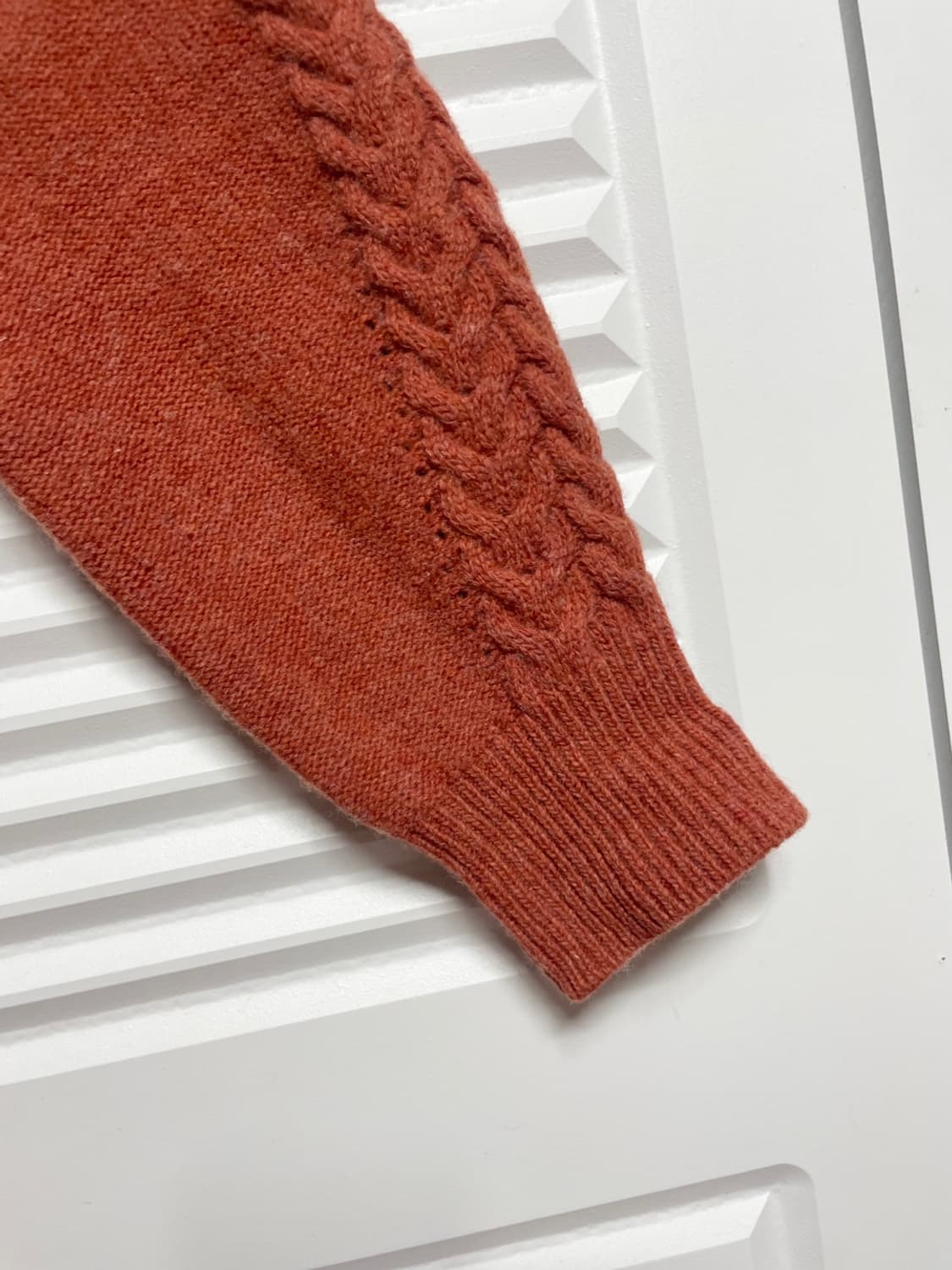 써스데이아일랜드 니트 원피스 상품이미지9