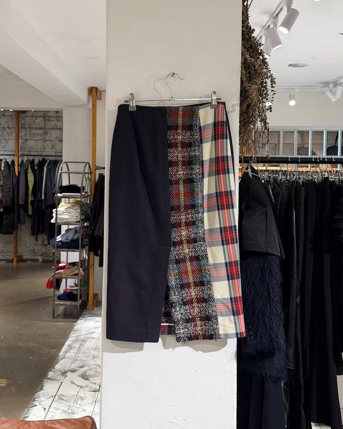 아크네스튜디오 네이비 체크 패치워크 스커트 상품이미지4