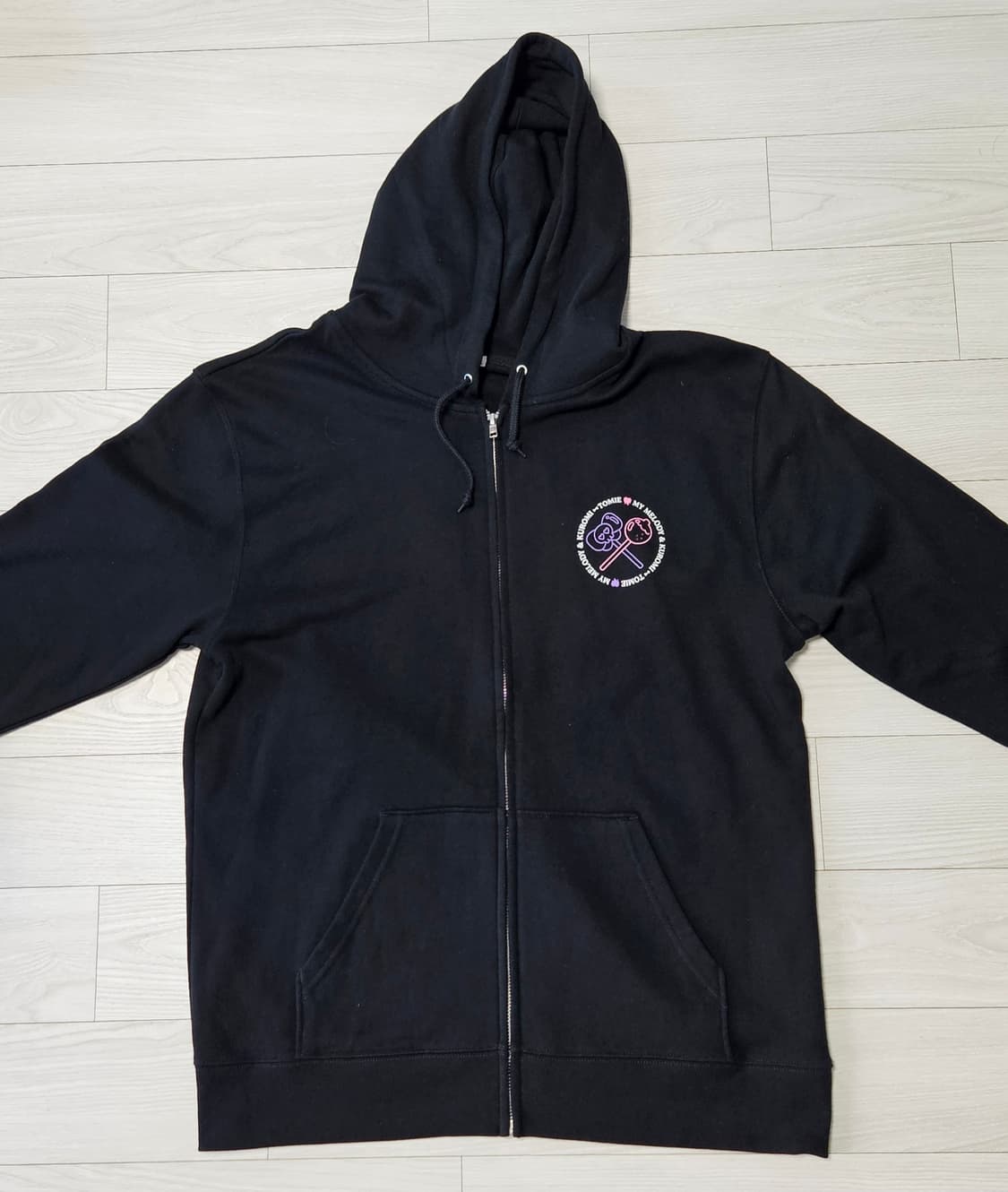 이토준지 x 산리오 콜라보 후드집업 XL 새상품 상품이미지3