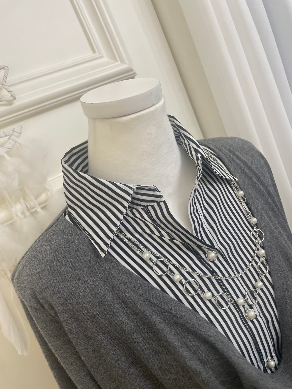 charcoal stripe shirt neckless point top 상품이미지7