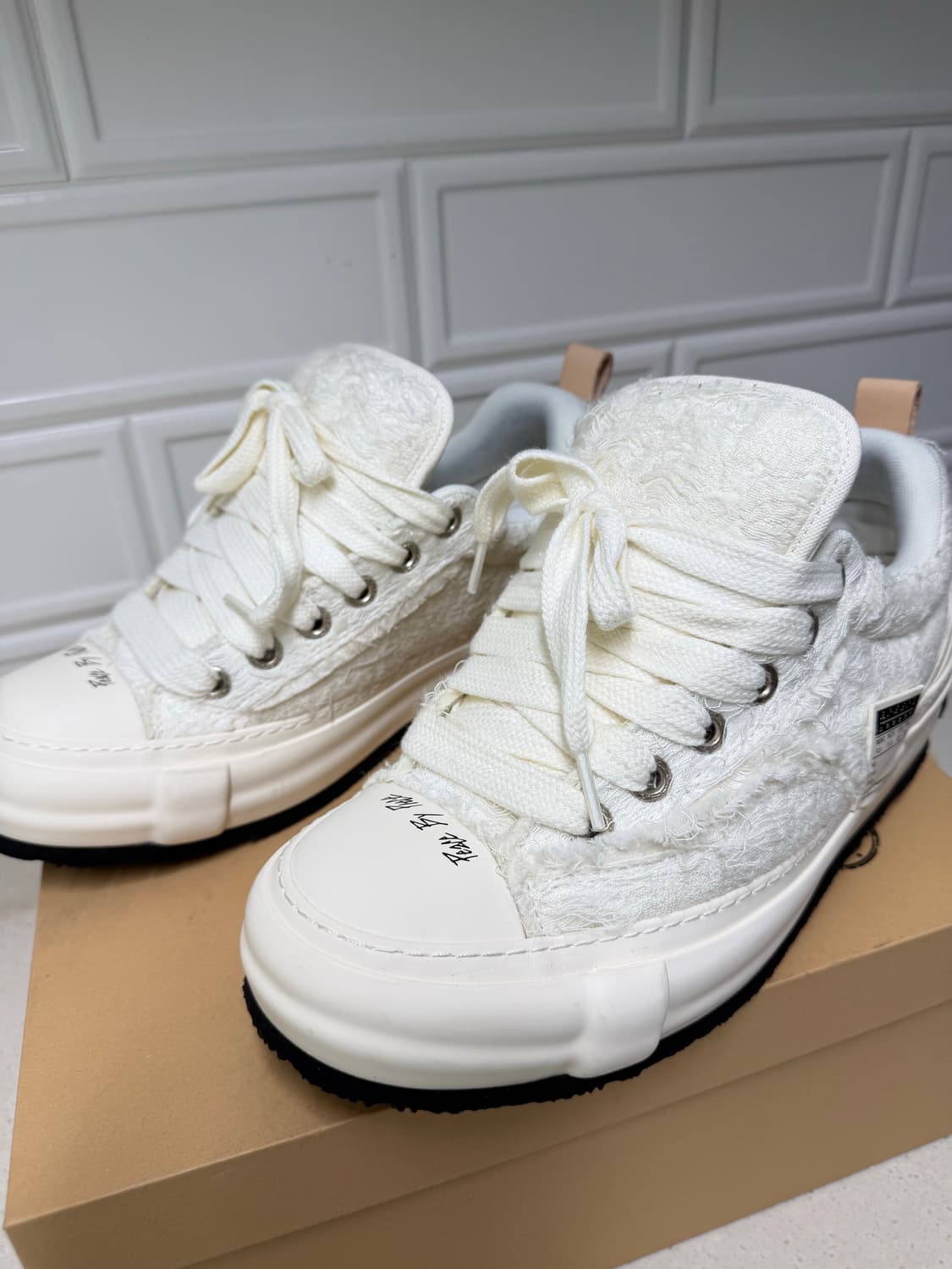 펑첸왕 엑스베젤 스니커즈 43사이즈 상품이미지3