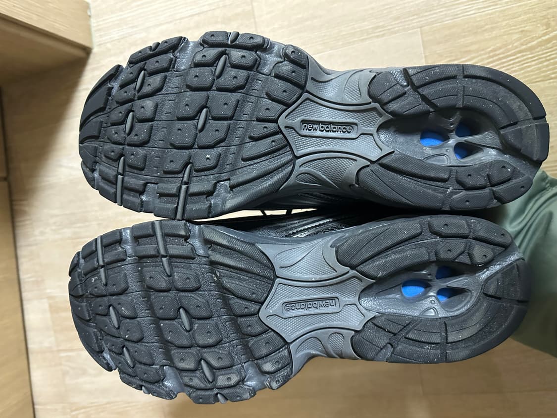 뉴발란스 509 블랙 260사이즈 U509E1 상품이미지4