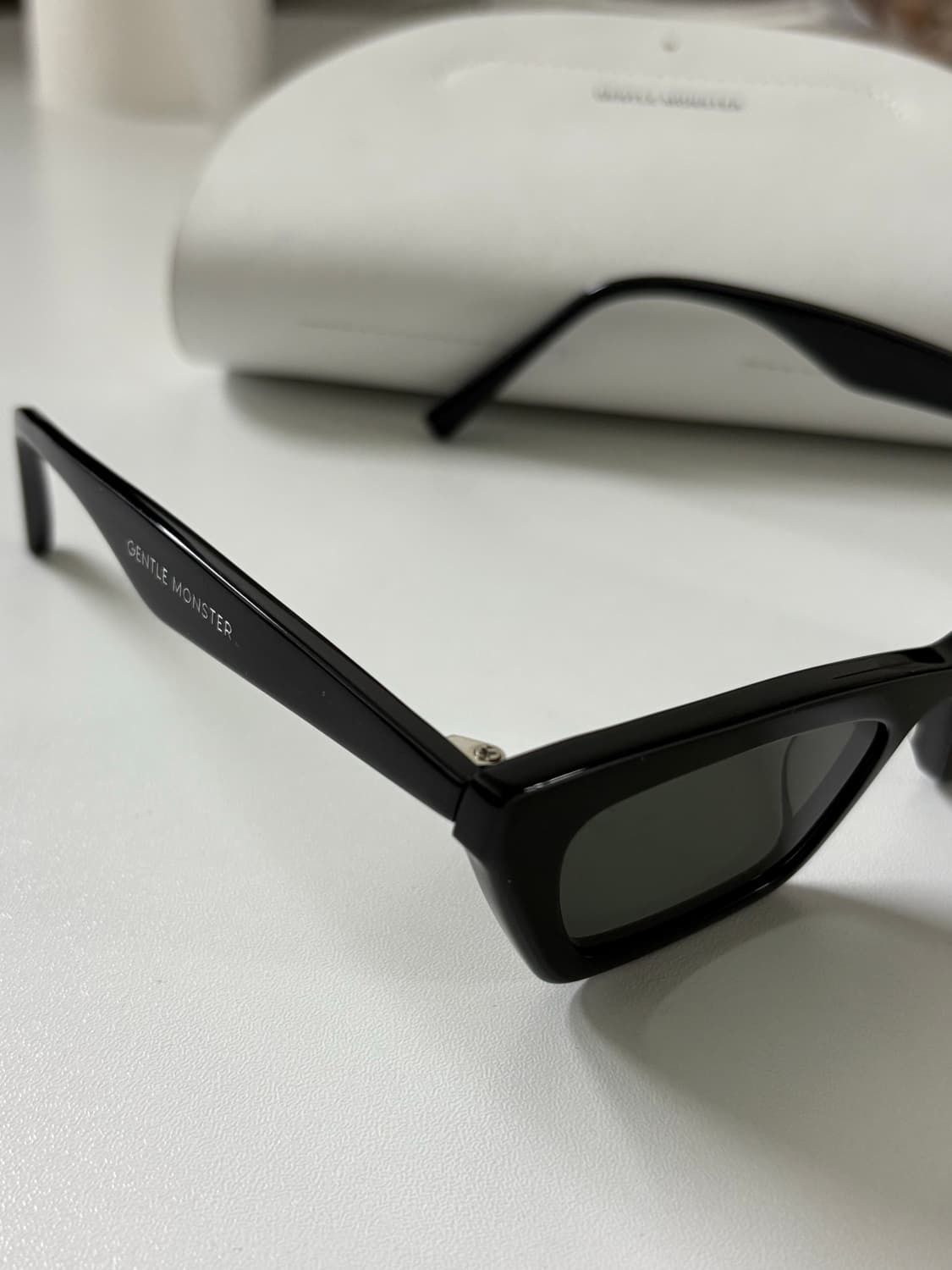 젠틀몬스터 찹쌀 제니 선글라스 상품이미지3
