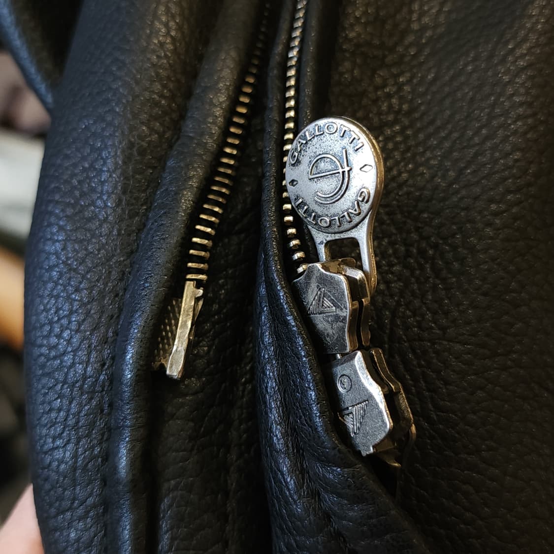 90s 니나리치 레더 카코트 니티드 디테일 프렌치 코트 사파리 가죽 50 상품이미지6