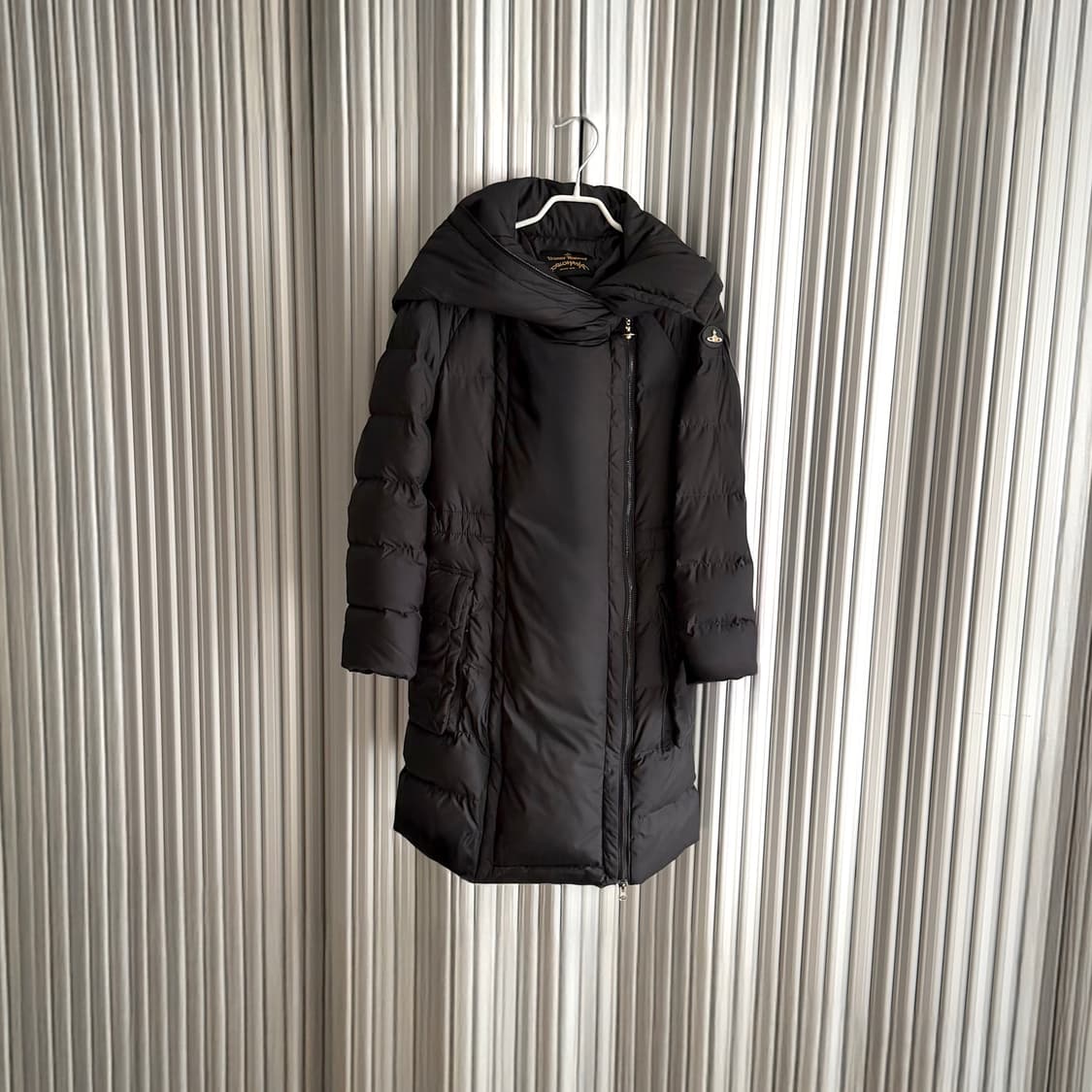 vivienne westwood long puffer 상품이미지1