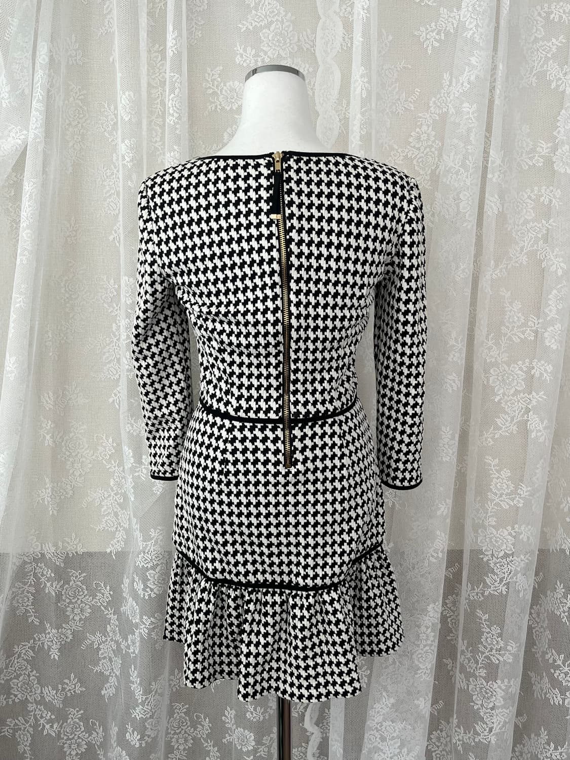 XS) 한섬 쥬시꾸뛰르 체크 미니 원피스 상품이미지2