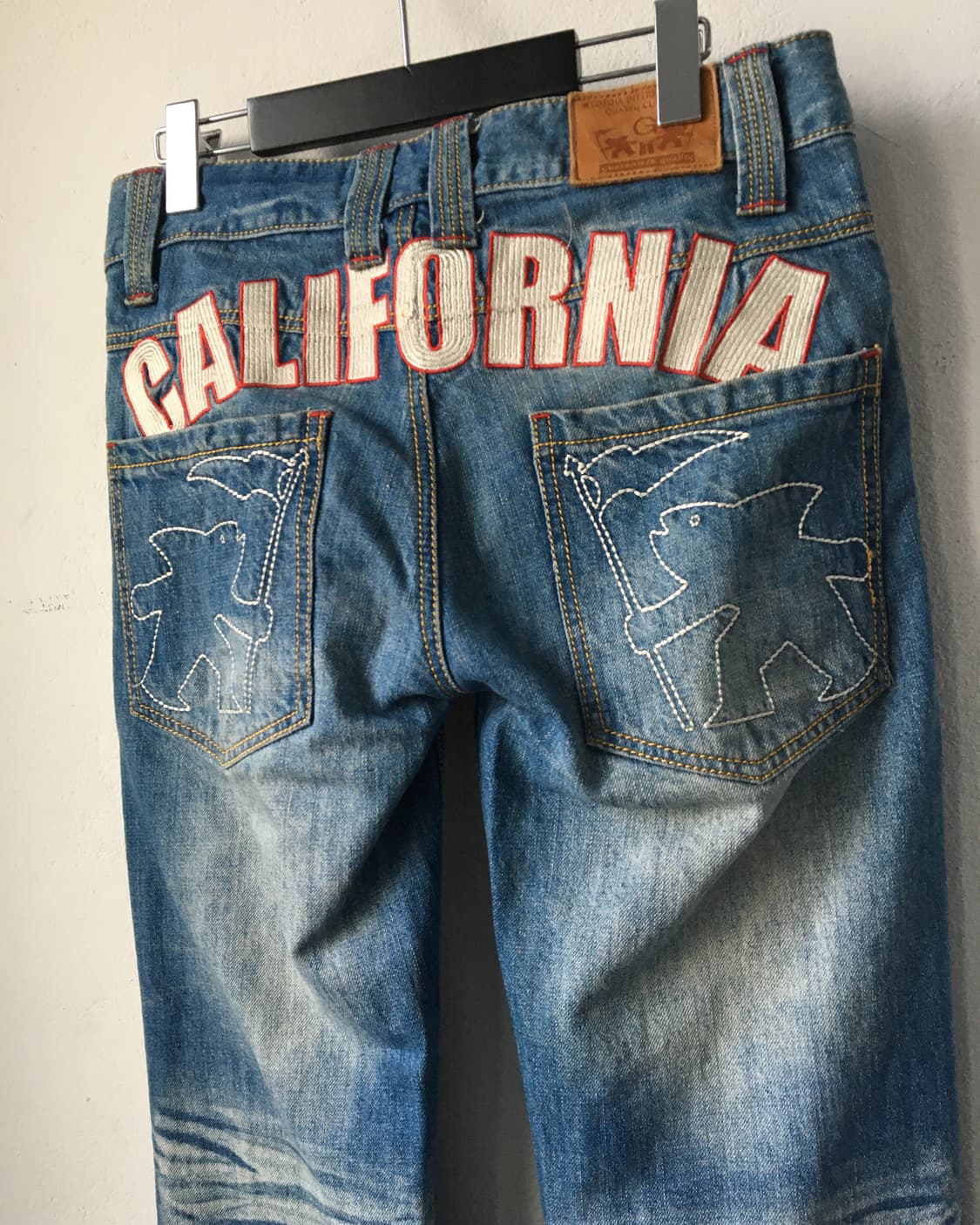 Gotcha back needle work denim pants 상품이미지4