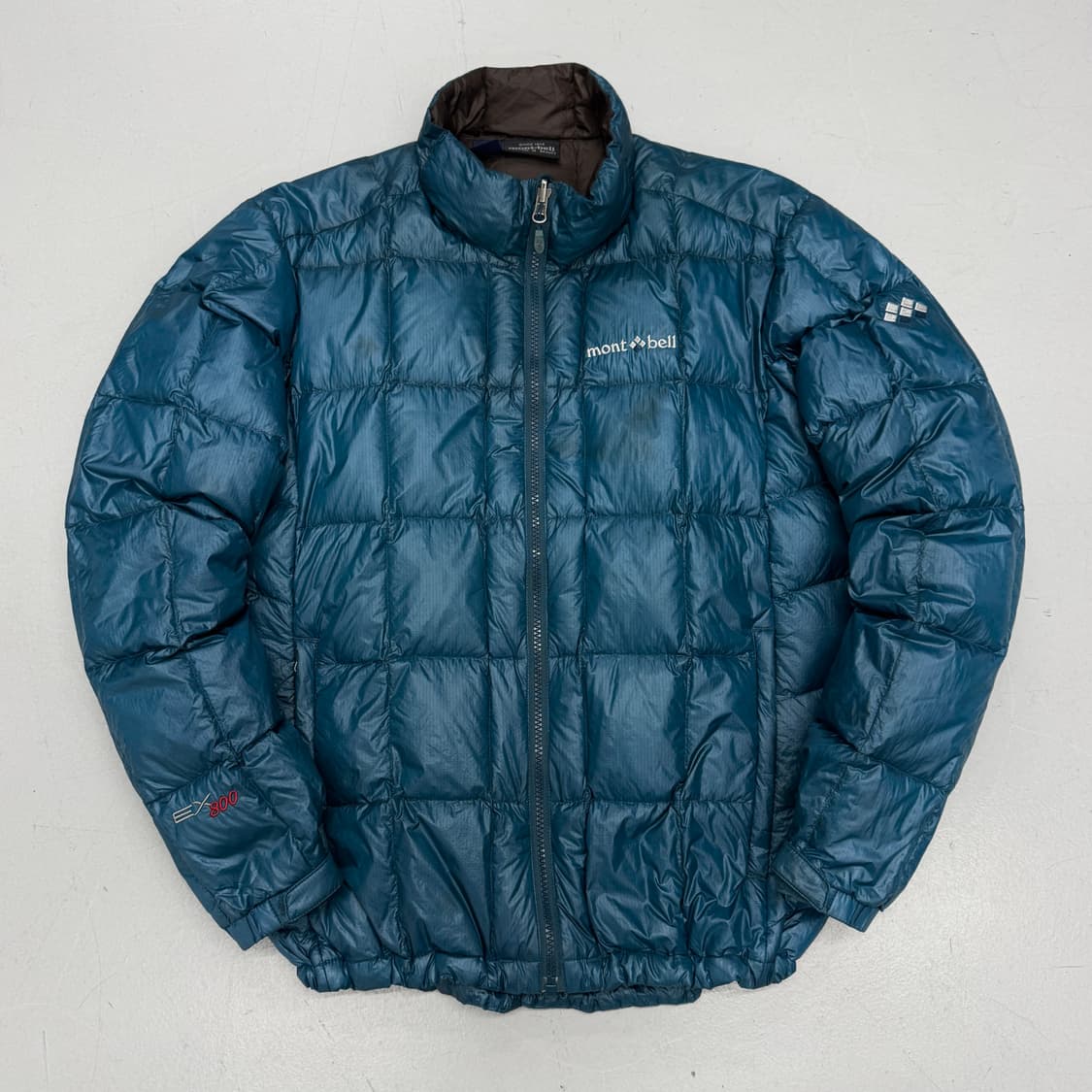 몽벨 고프코어 슈페리어 800 구스다운 경량패딩 자켓 상품이미지2