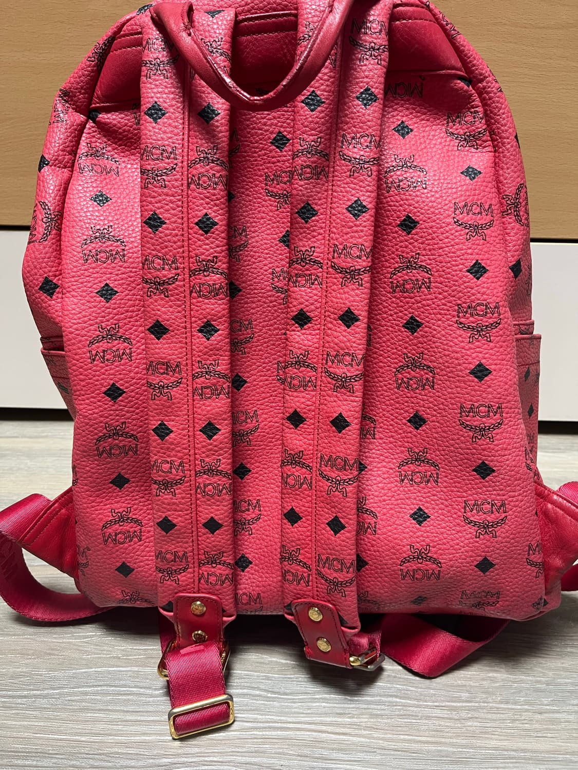 MCM 비세토스백팩 레드 상품이미지2