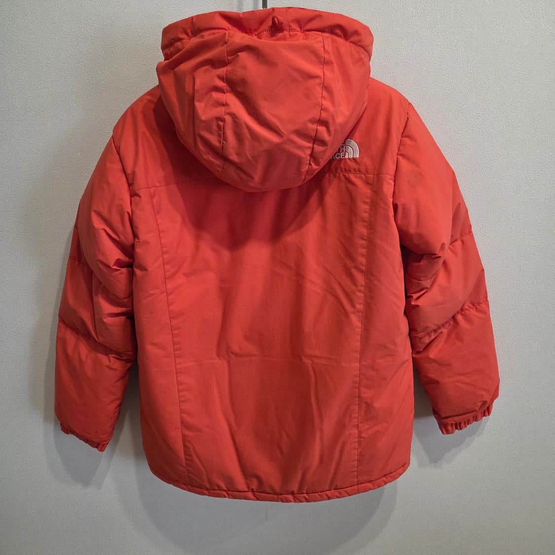 노스페이스 키즈 오렌지 패딩 140 상품이미지4