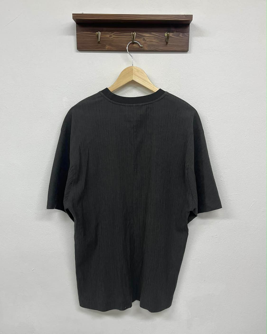 [105] 타임 한섬 23년 신형 플리츠 텍스처 반팔 티셔츠 숏슬리브 상품이미지2