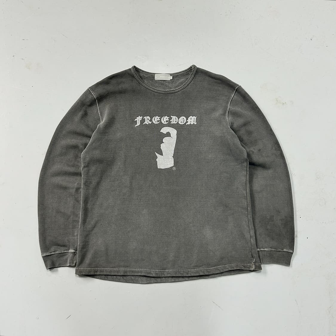 DEVILOCK 피그먼트 FREEDOM 스펠아웃 스웻  상품이미지1