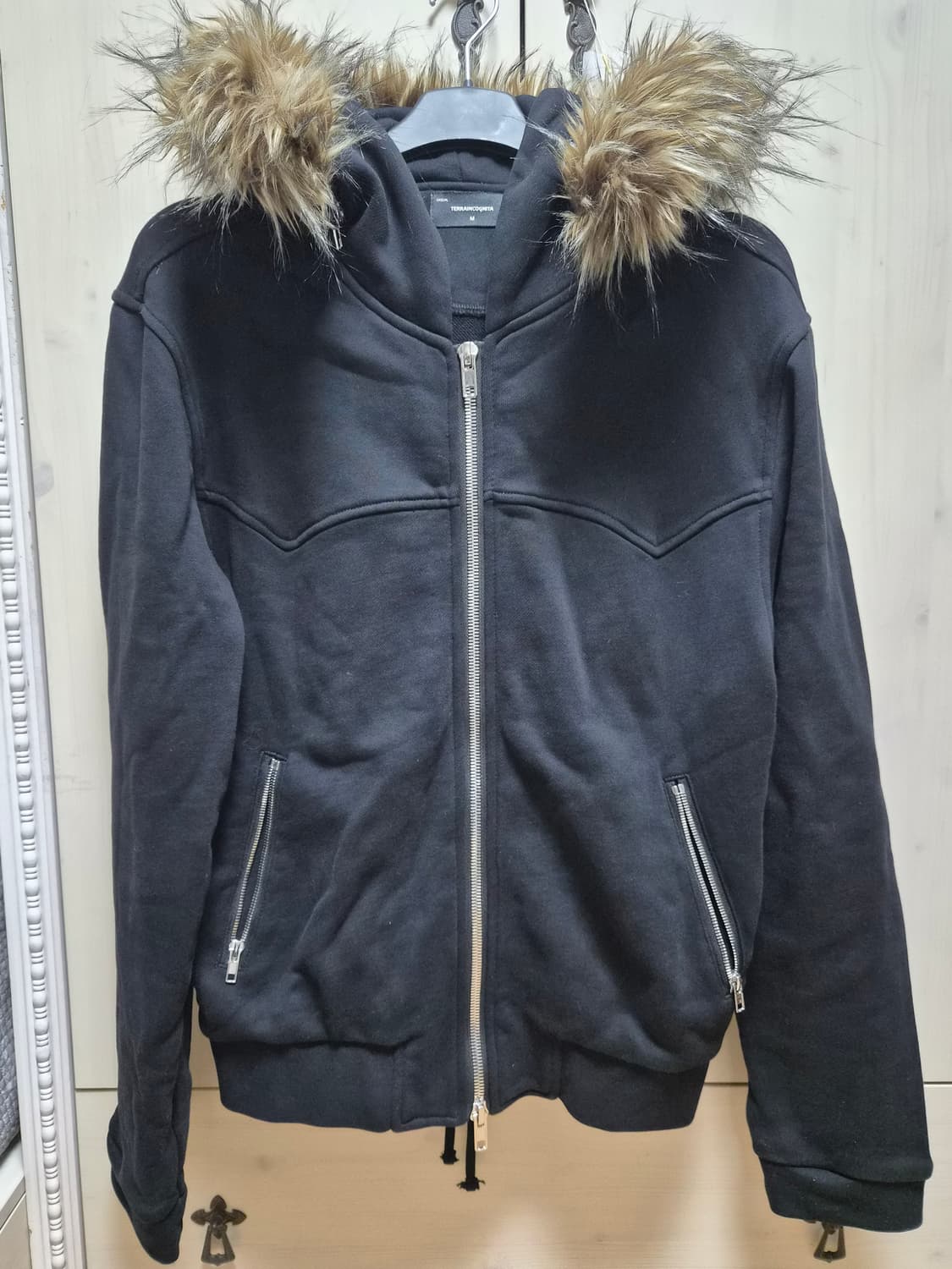 비엑세스 퍼 후드집업 상품이미지2