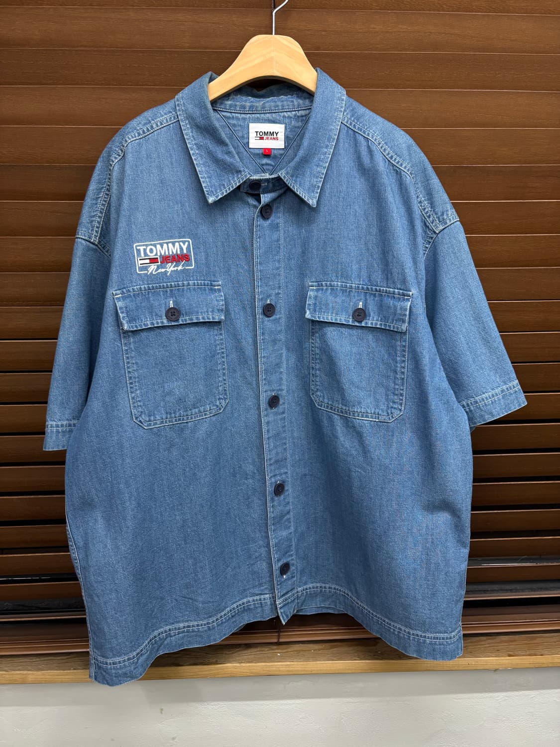 타미힐피거 백로고 쇼트 슬리브 워크 반팔 셔츠 상품이미지3