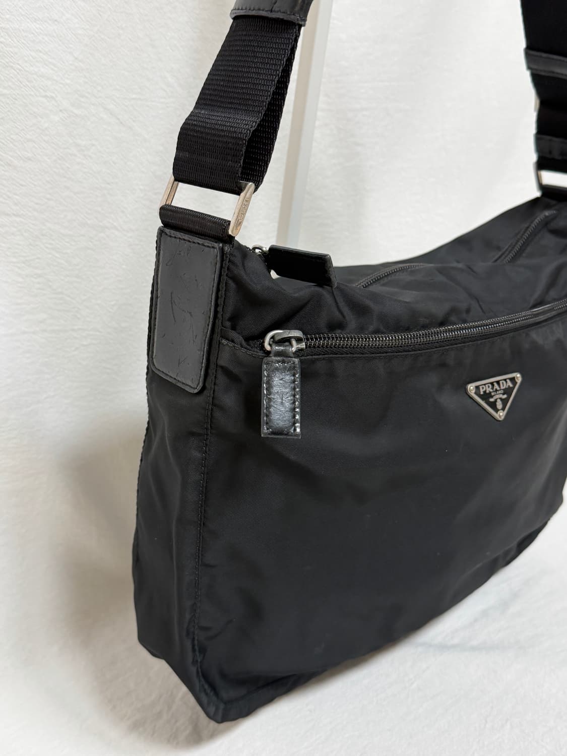 정품 프라다 포코노 나일론 크로스백 숄더백 메선저백 블랙 상품이미지5