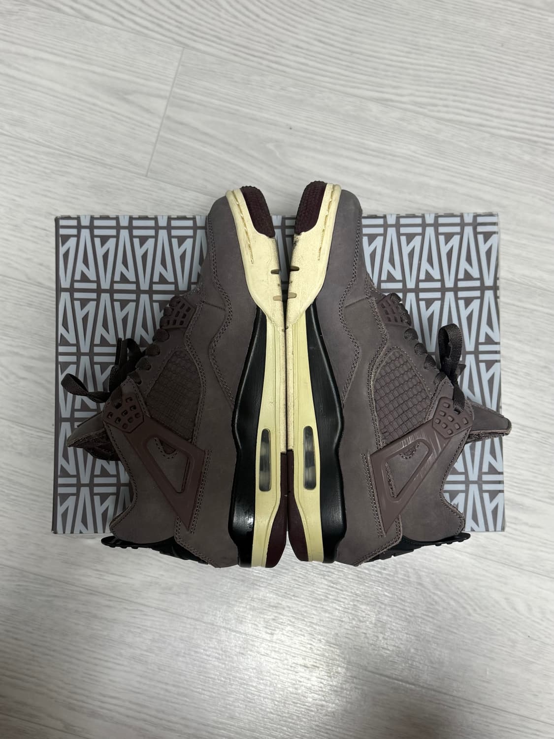 조던4 아 마 마니에르 레트로 바이올렛 250 상품이미지3