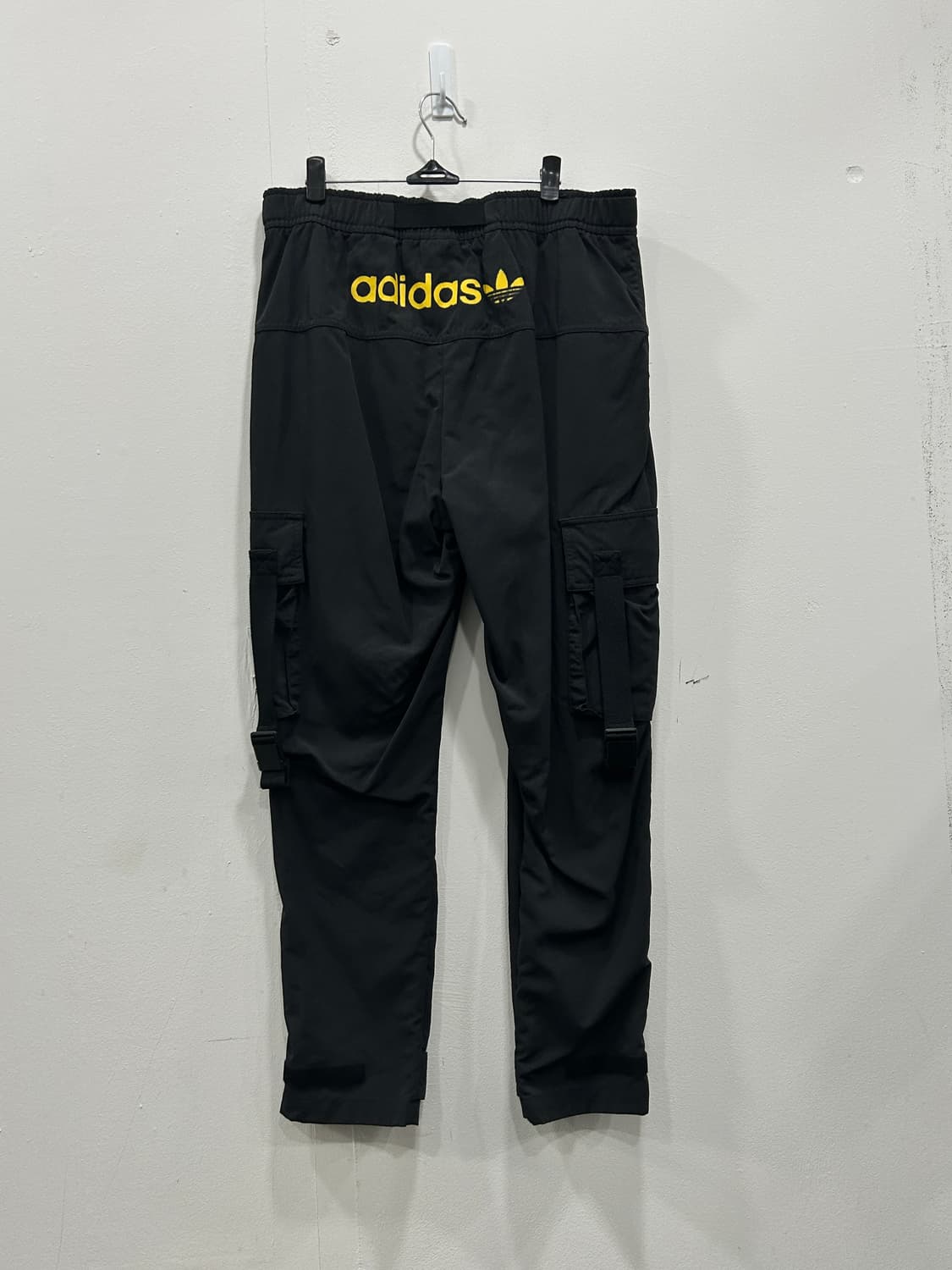 아디다스 테크 카고팬츠 블랙 남성 L 상품이미지6