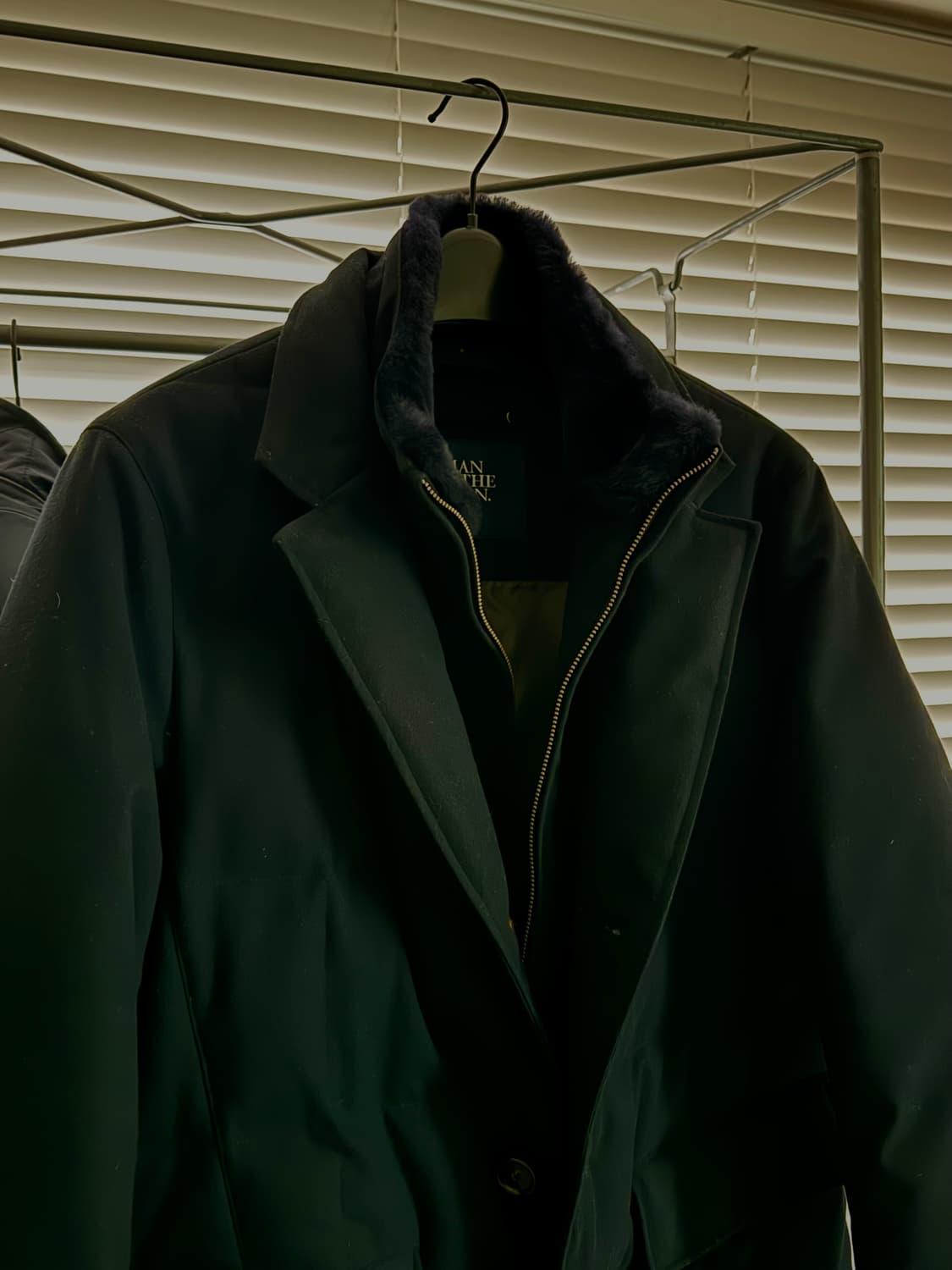 맨온더분 코트패딩 새상품 떨이 상품이미지3