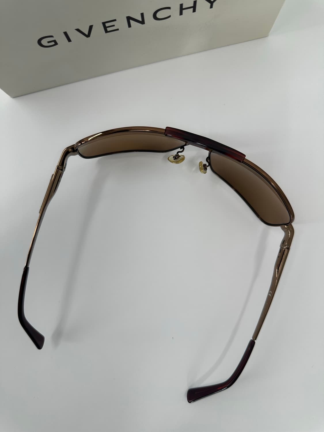 [새상품 무료배송] 정품 지방시 Made in Italy 선글라스 상품이미지6