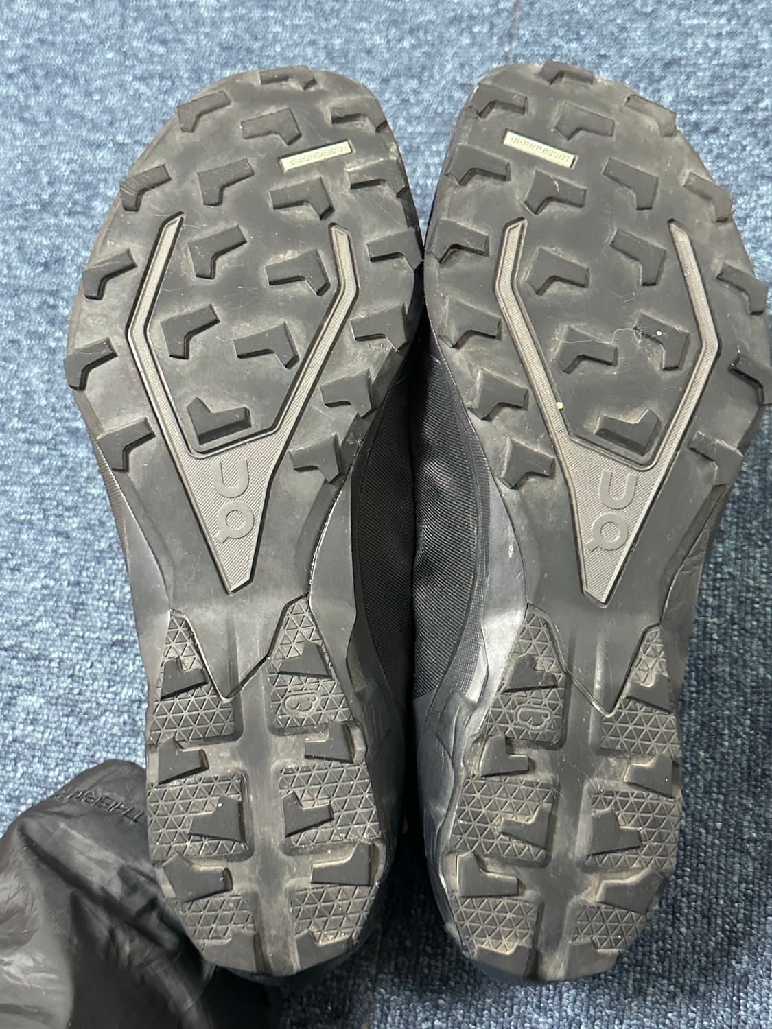 (285) 파프 온 젤 벤처 블랙 포스트아카이브팩션 온러닝 벤쳐 상품이미지3