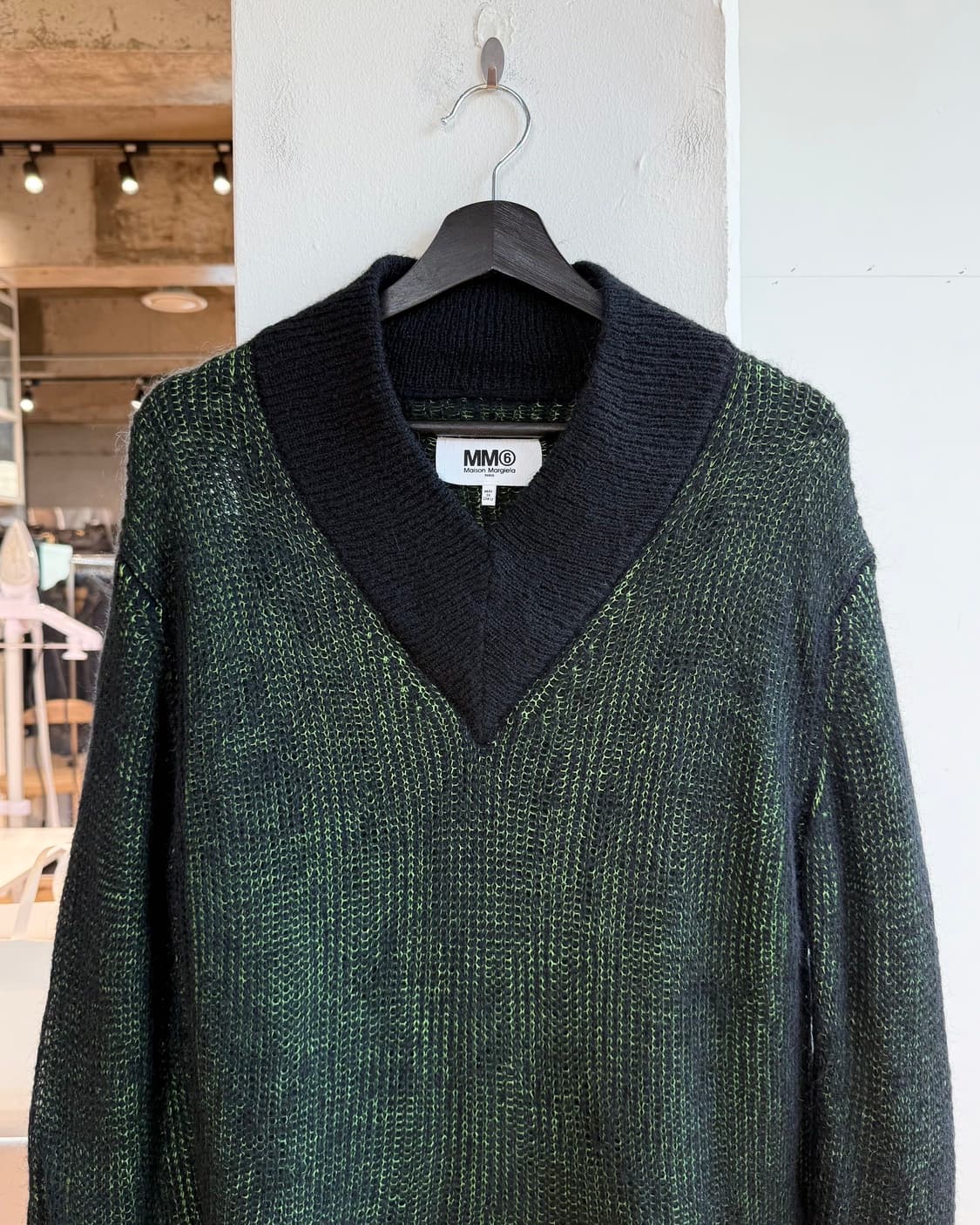 mm6 그린 블랙 컷 아웃 니트  상품이미지3