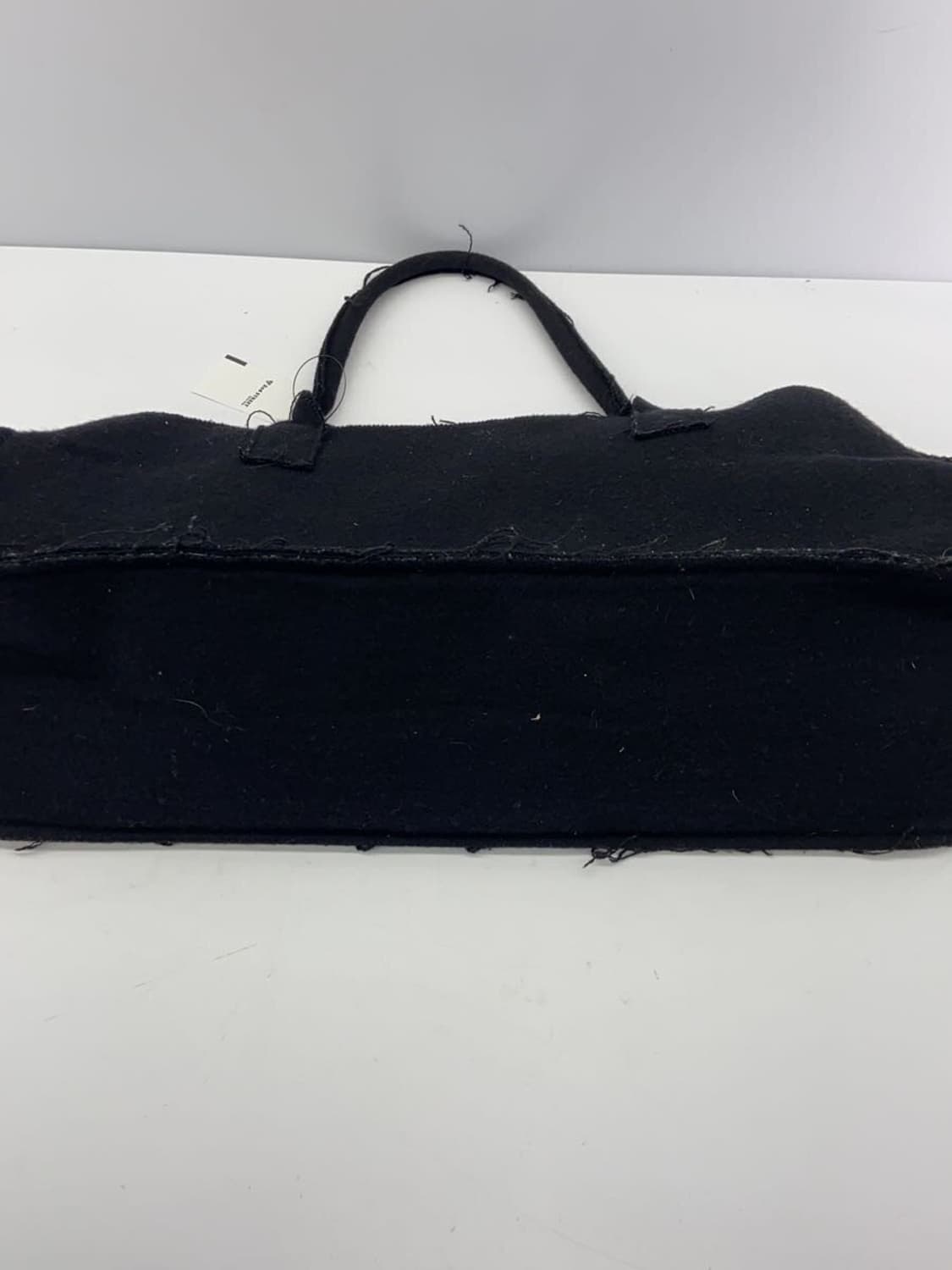 꼼데가르송 컷오프 울 토트백 상품이미지4