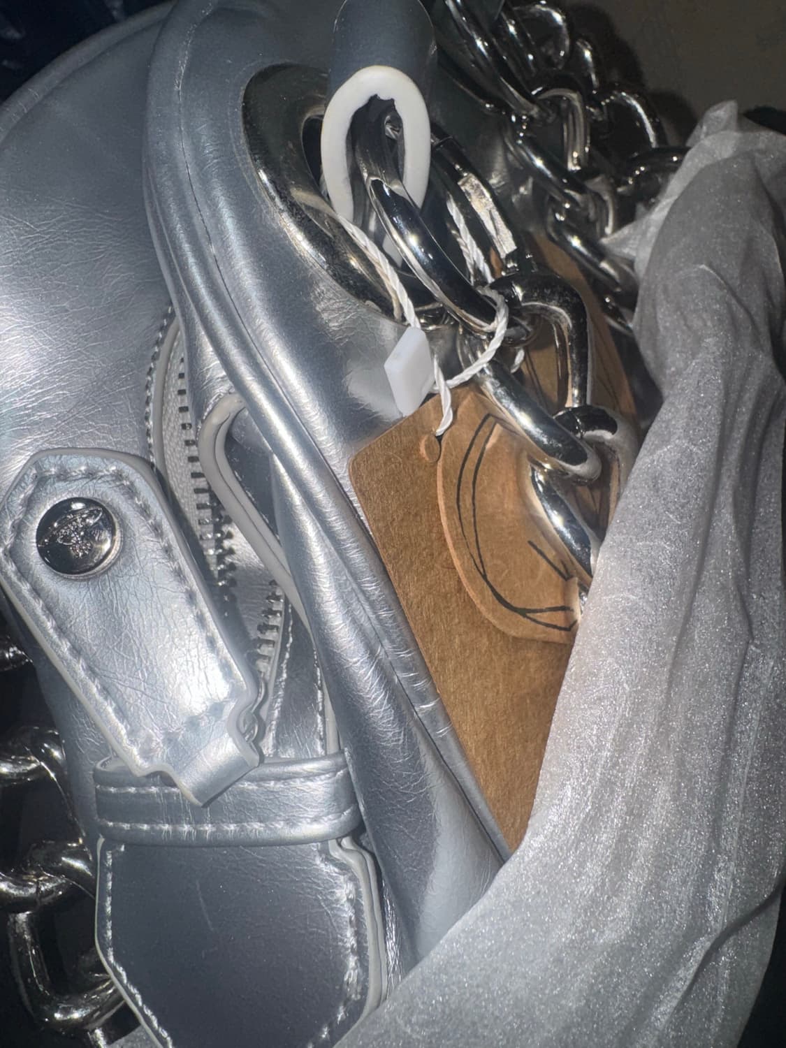 비비안웨스트우드 야스민백 실버 상품이미지2