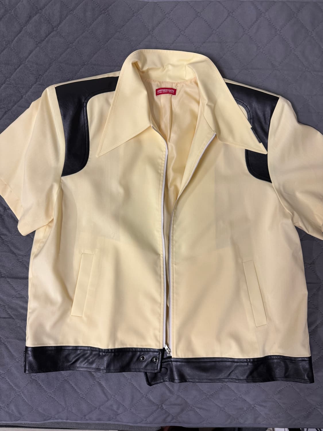 어나더유스 패드 하프 자켓 레몬 상품이미지1