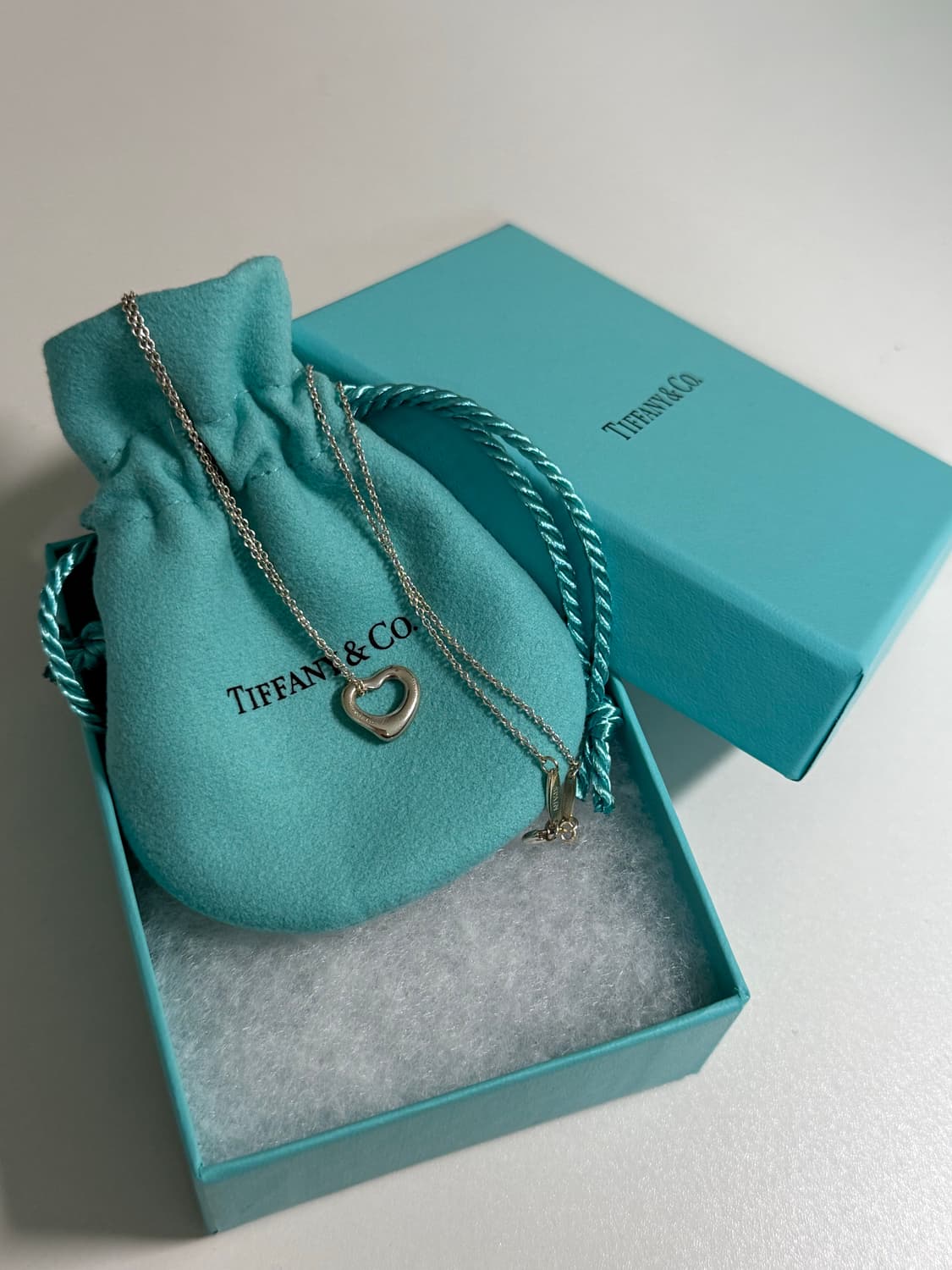 티파니앤코 오픈 하트 목걸이 11mm 상품이미지1