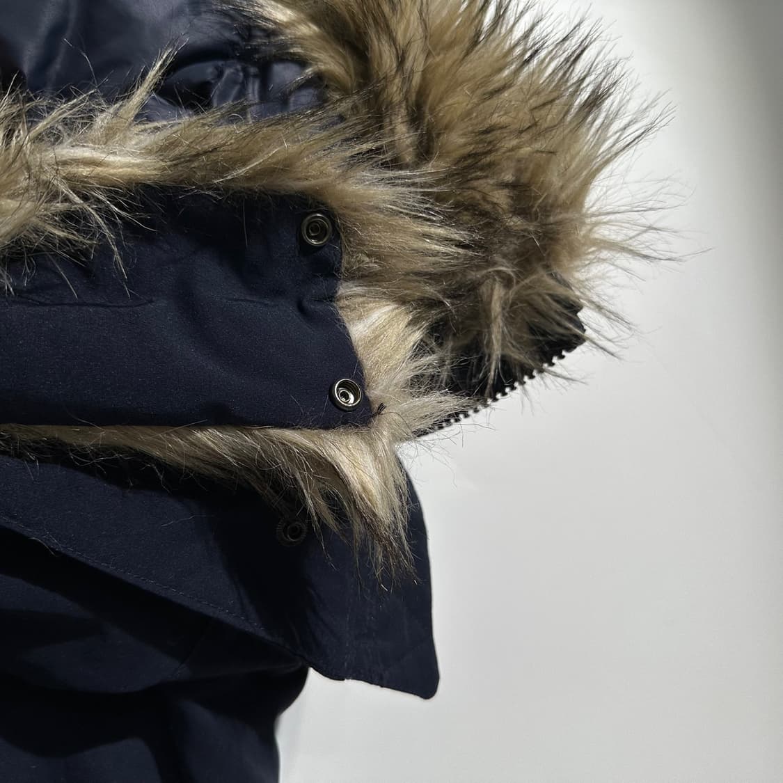 폴로 랄프로렌 사이드 로고 패치 덕다운 패딩 파카 네이비 상품이미지6