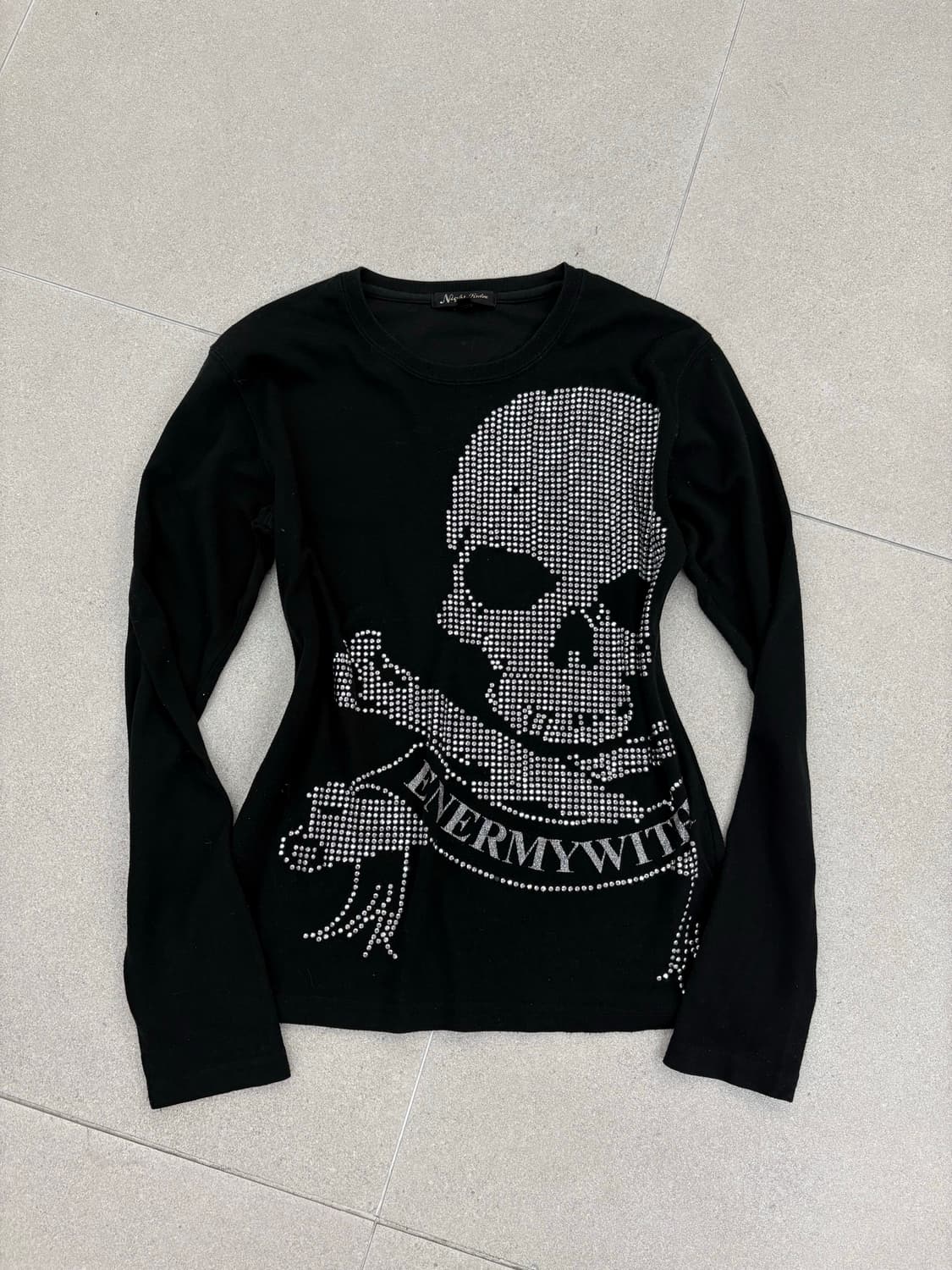 스컬 큐빅 프린팅 롱슬리브 상품이미지1