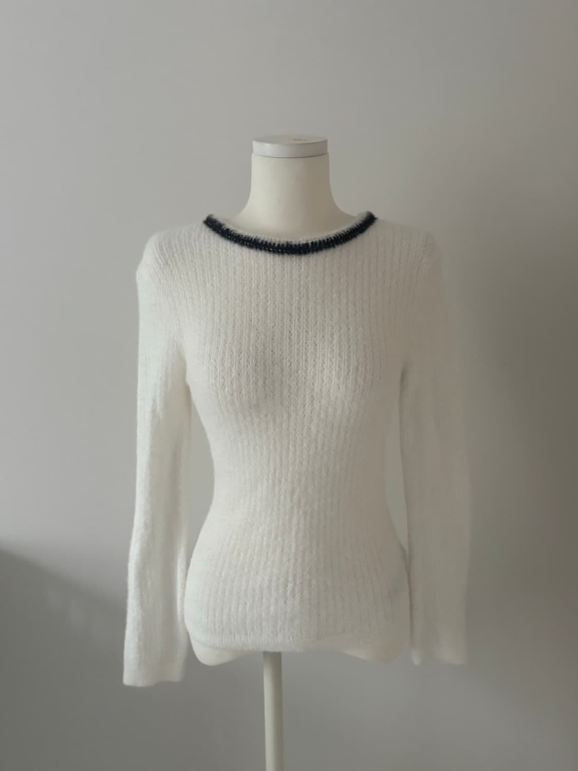 [LANVIN] 랑방 블랙앤화이트 니트 상품이미지4