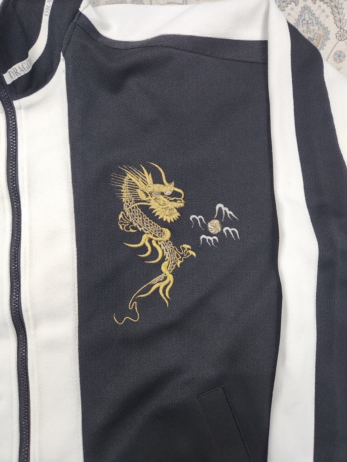 jpn 빈티지 용 자수 블랙/화이트 트랙 자켓 F 상품이미지2