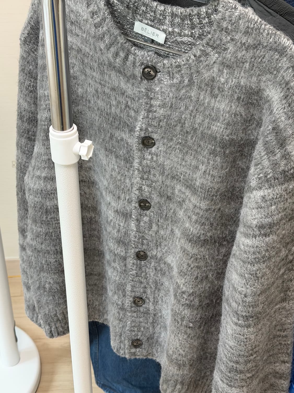 벨리에 브러쉬드 탐 가디건  그레이 상품이미지3