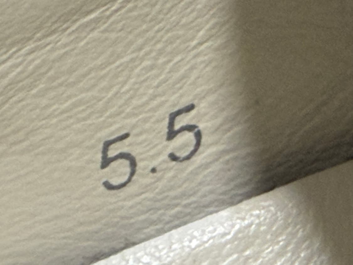 돌체앤가바나 스니커즈 5.5 팝니다 상품이미지6