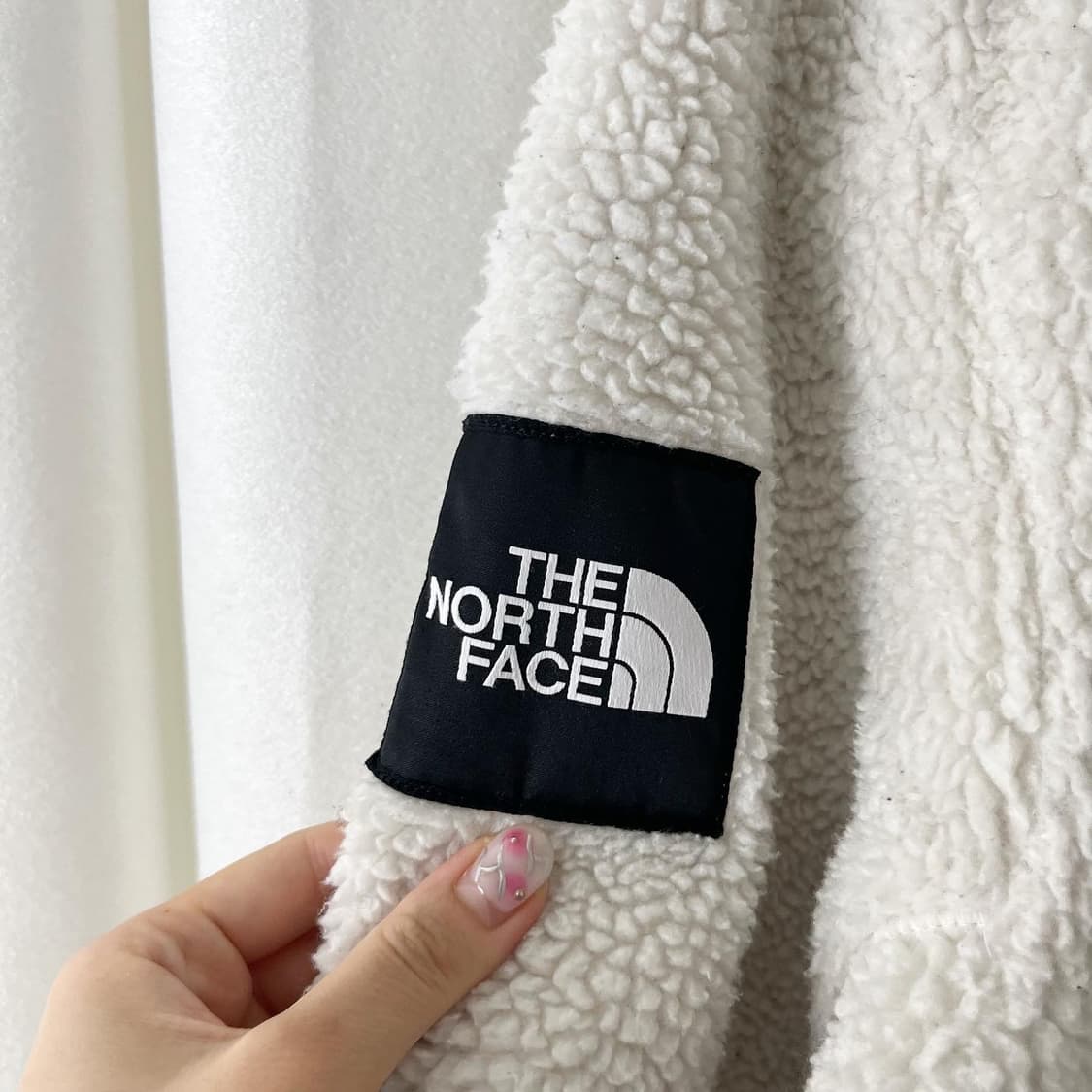 노스페이스 화이트 플리스 집업 자켓 상품이미지3