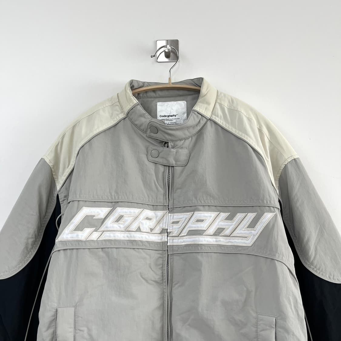 코드그라피 파이핑 그레이 바이커 점퍼 상품이미지5