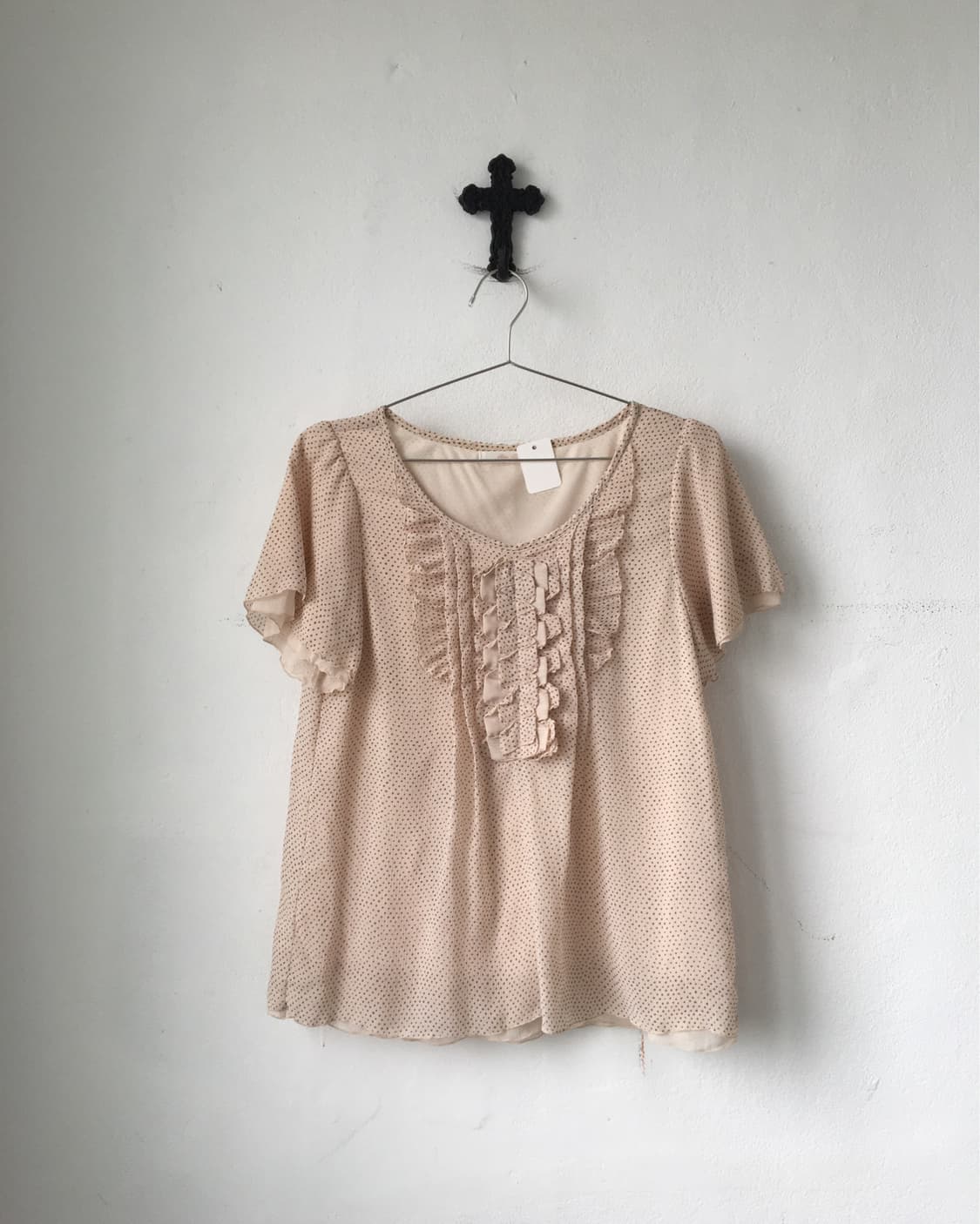 Dot pattern frill blouse 상품이미지1