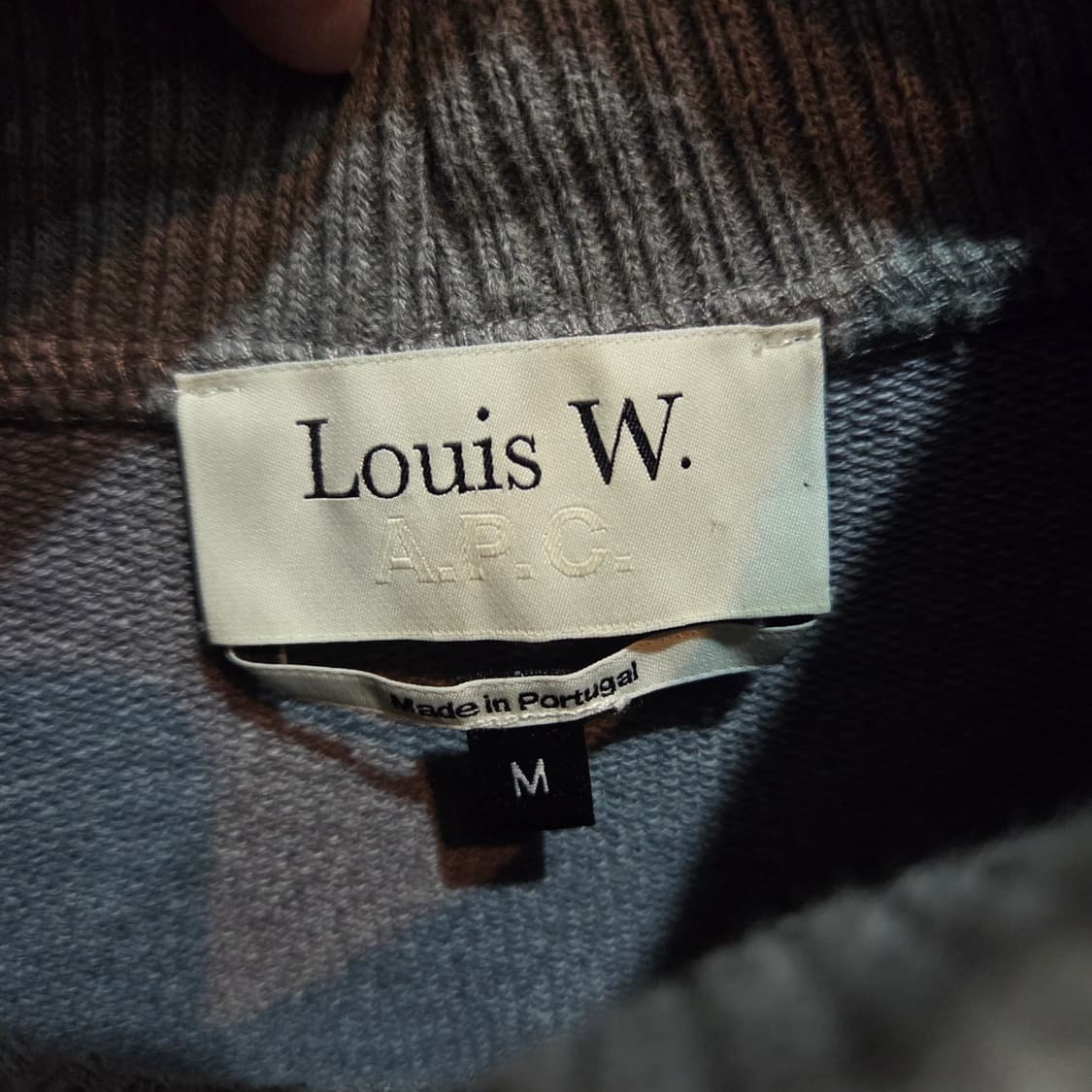Louis W. A.p.c. 콜라보 하이넥 맨투맨 상품이미지5