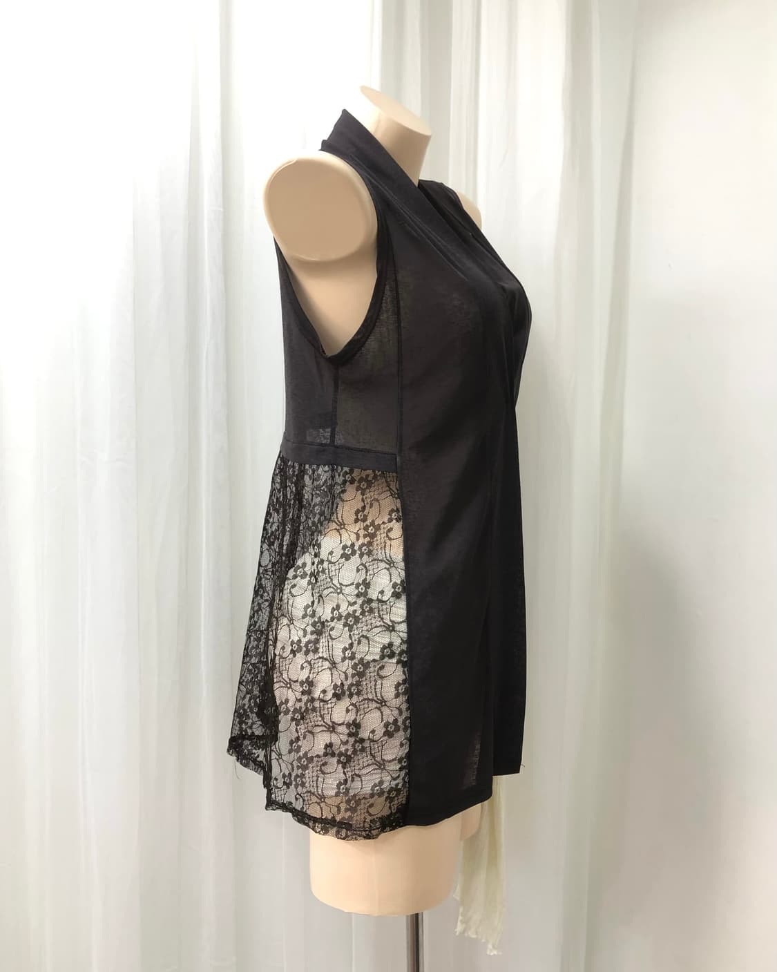 deep brown lace detail summer vest 상품이미지3