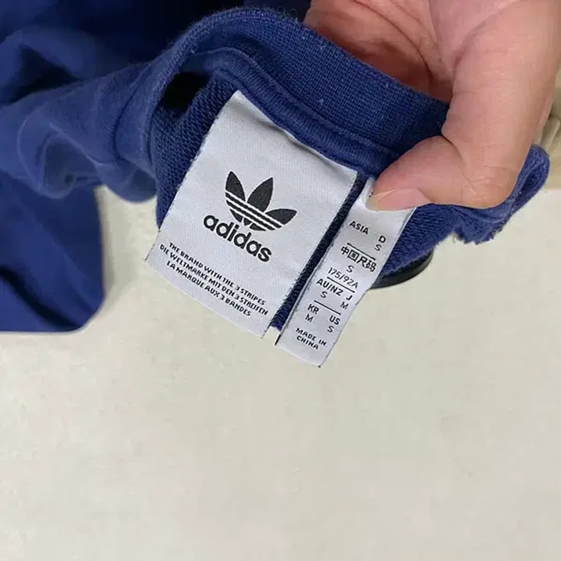 M 아디다스 모던 레트로 크루 라운드 맨투맨 B.2149 상품이미지6