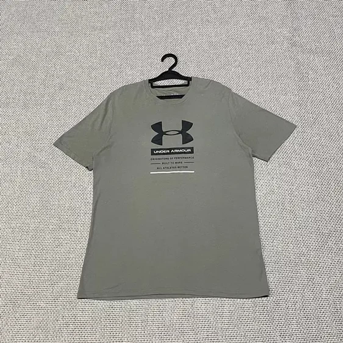 XL 언더아머 라운드 반팔티 N.4856 상품이미지1