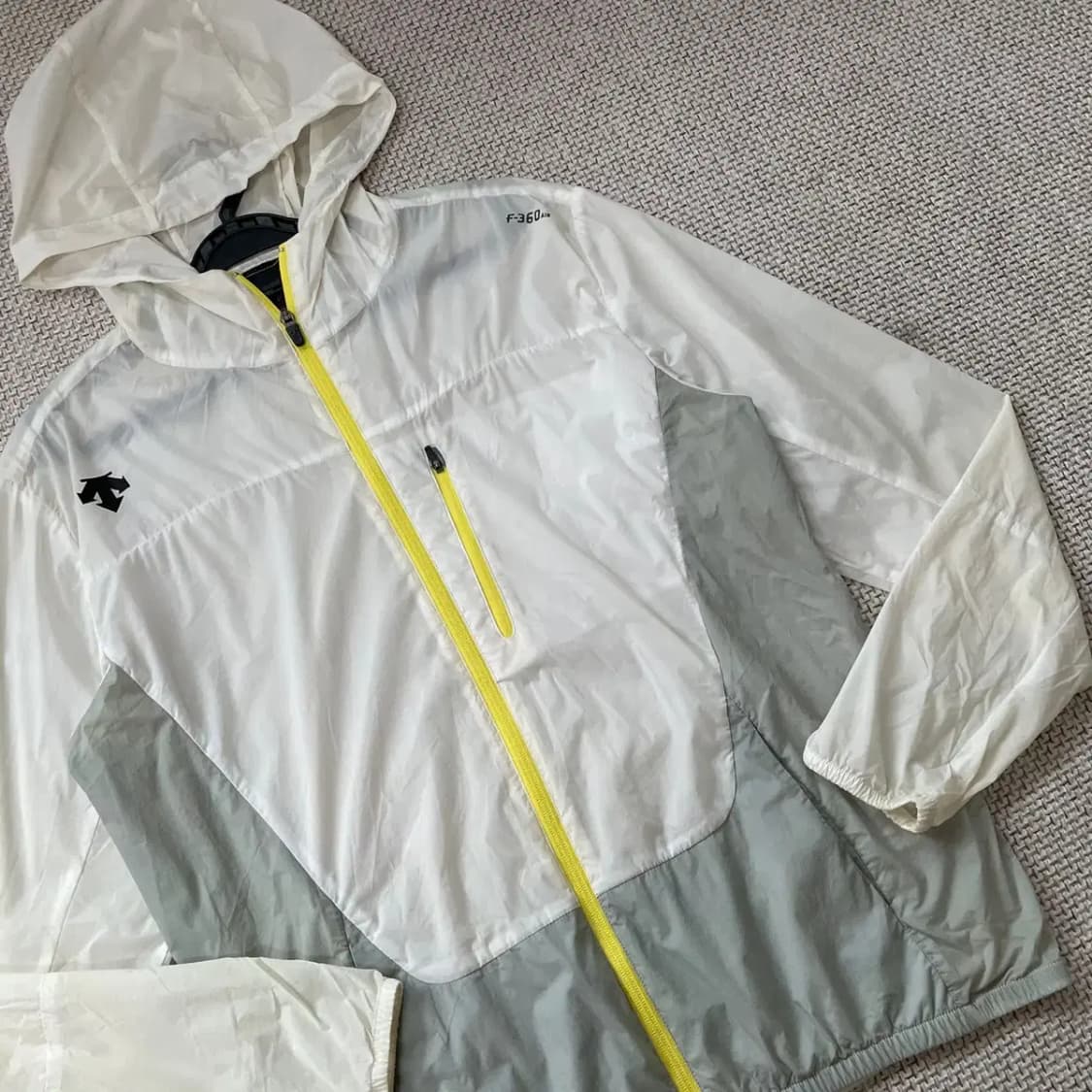 XL 데상트 경량 바람막이 자켓 N.8018 상품이미지2