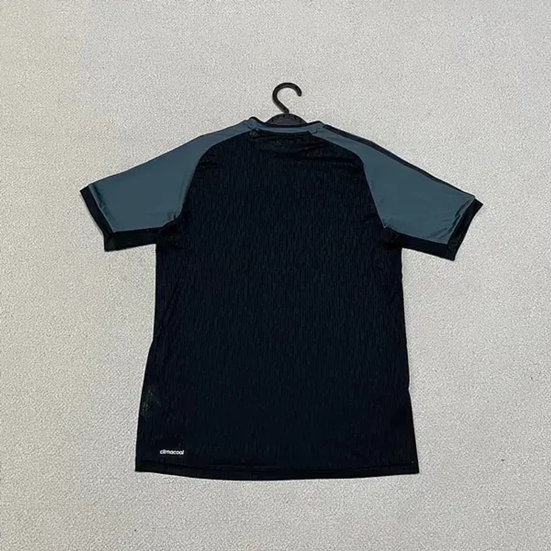 M 아디다스 기능성 반팔티 N.3999 상품이미지4